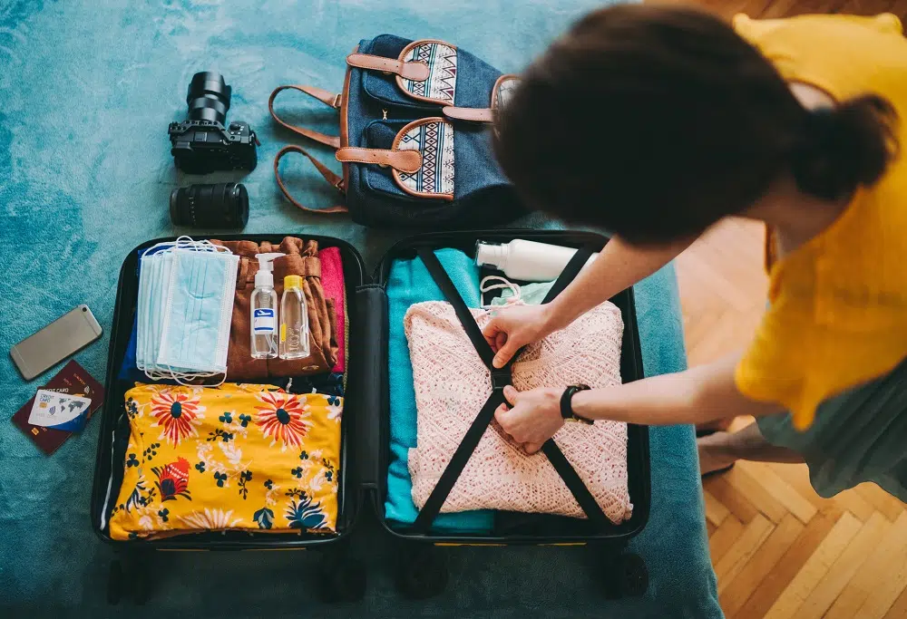 préparer sa valise avant de partir en vacances en Andalousie